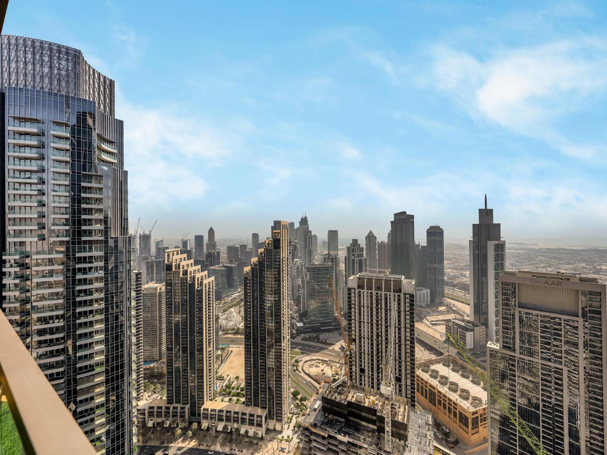 Spacious, Modern Chic 2 Bdr In Prime Downtown Location Dubai