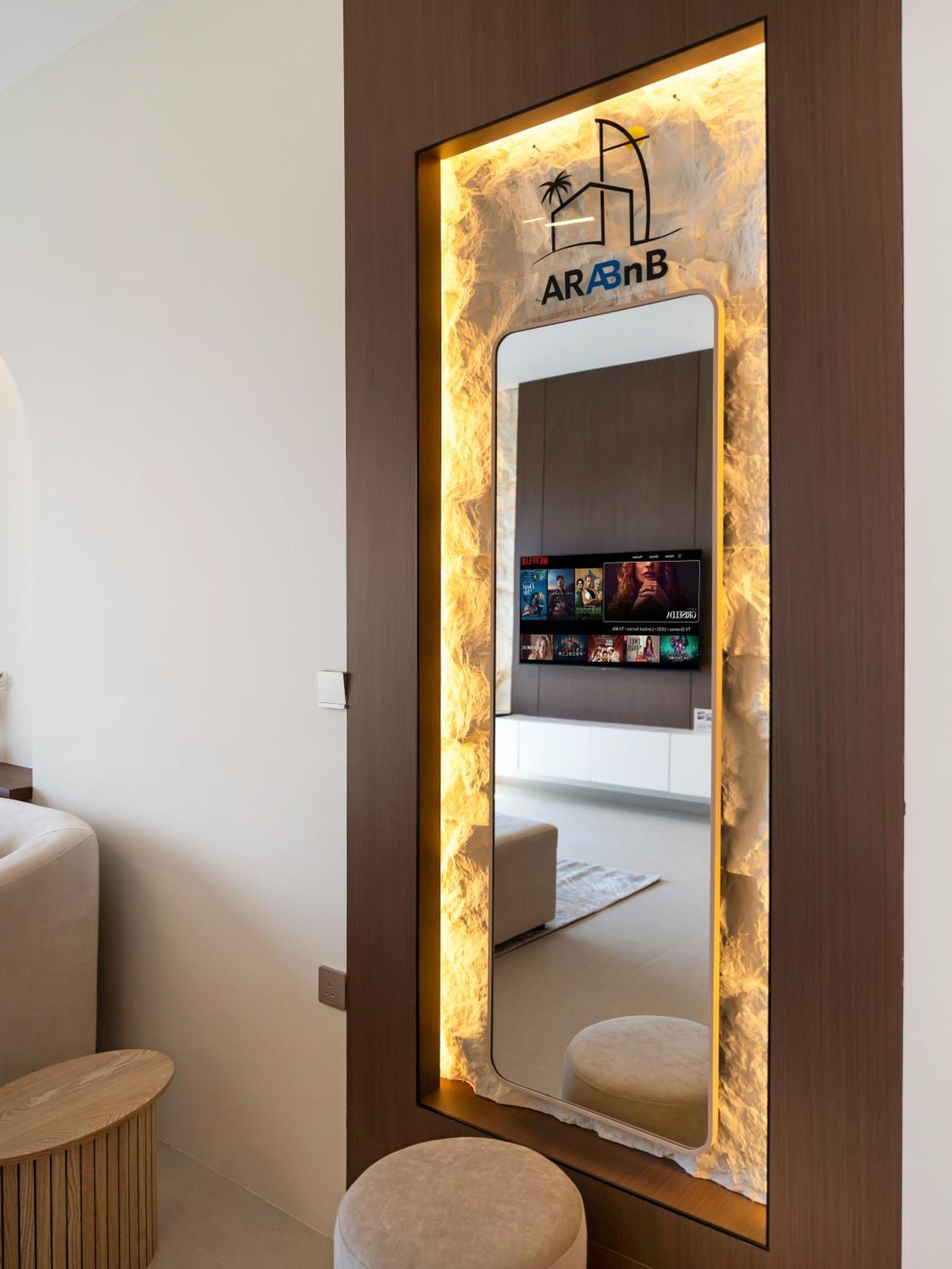 Apartment Spacious, Modern Chic 2 Bdr In Prime Downtown Location