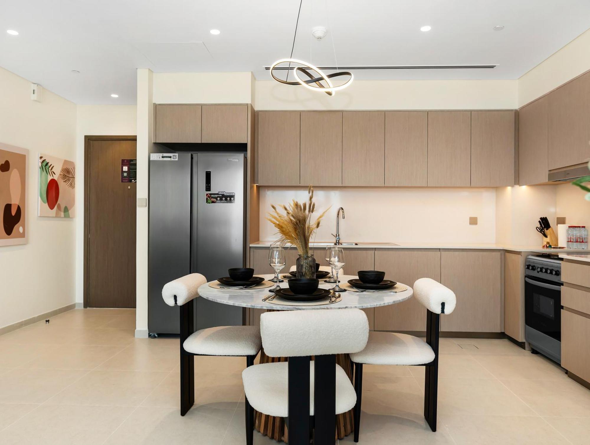 Apartment Spacious, Modern Chic 2 Bdr In Prime Downtown Location