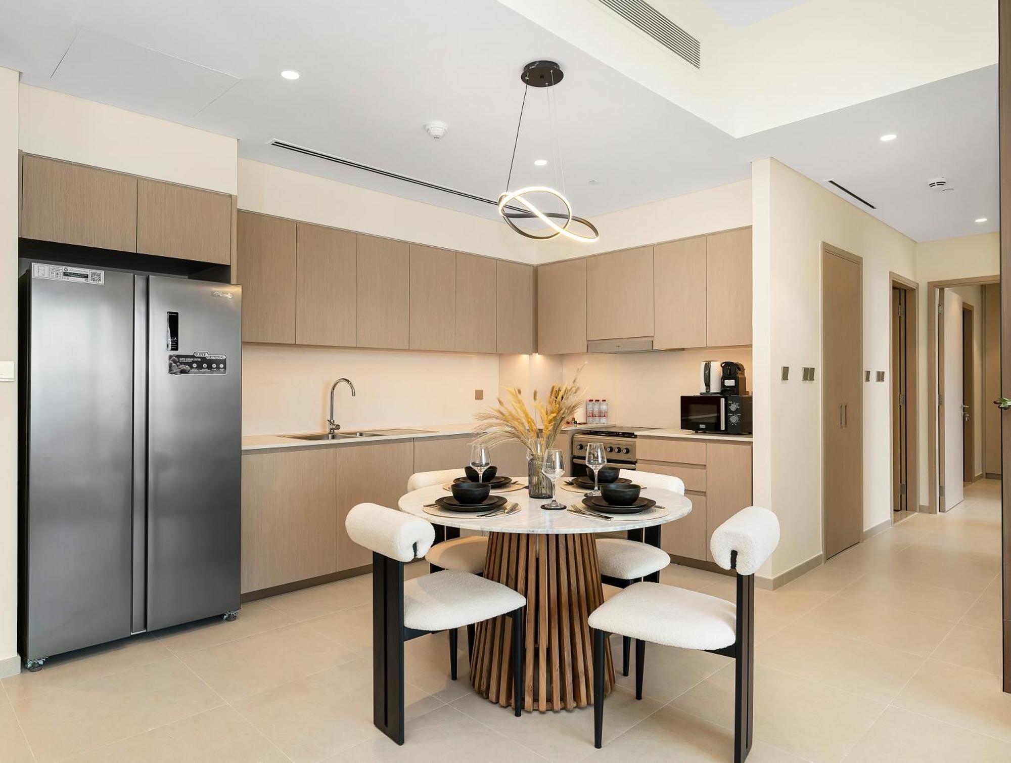 Spacious, Modern Chic 2 Bdr In Prime Downtown Location Apartment Dubai